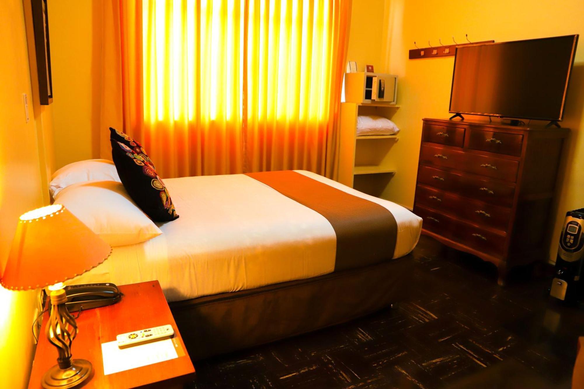 Dm Hoteles Ayacucho Exteriér fotografie